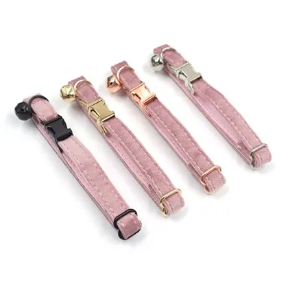 Katzenhalsband aus staubigem rosa Samt